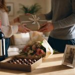 découvrez des idées de cadeaux originales et personnalisées pour célébrer un pacs avec amour et élégance.